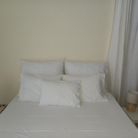 Ναrika Hotell Kamena Vourla Exteriör bild