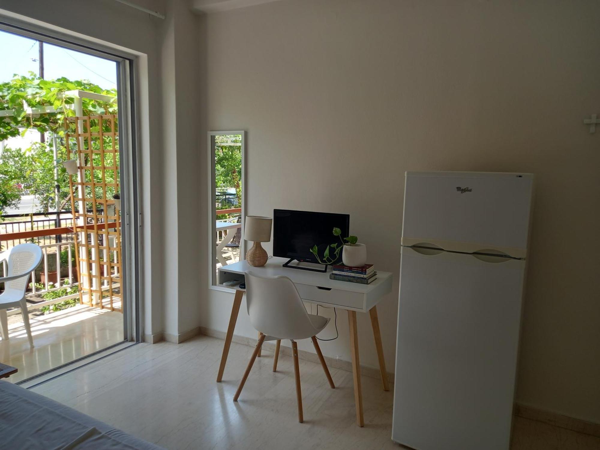 Ναrika Hotell Kamena Vourla Exteriör bild