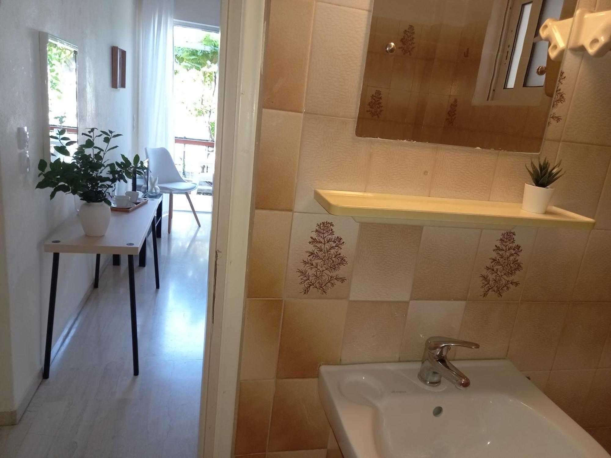 Ναrika Hotell Kamena Vourla Exteriör bild