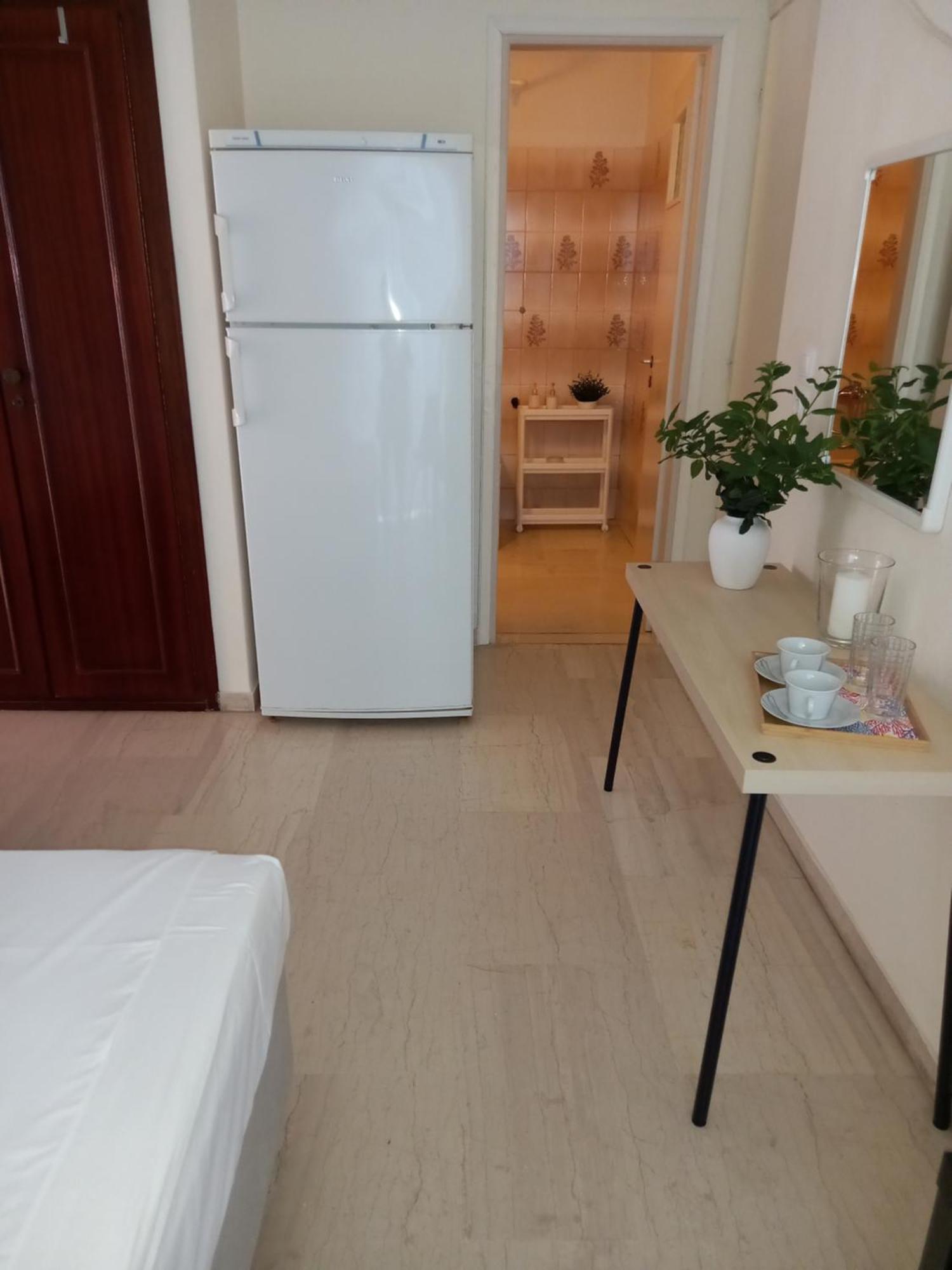 Ναrika Hotell Kamena Vourla Exteriör bild